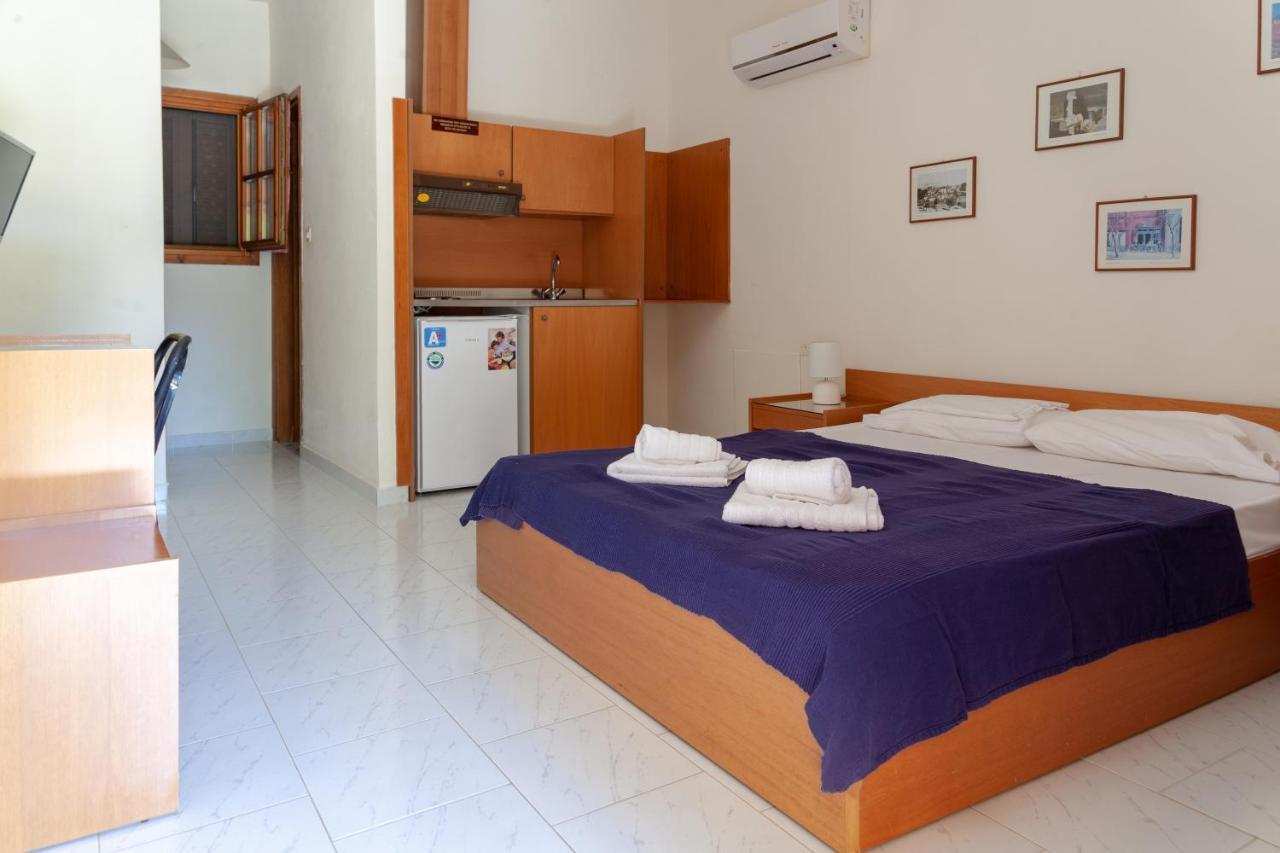 Athina Apartments Palaiopoli  Buitenkant foto