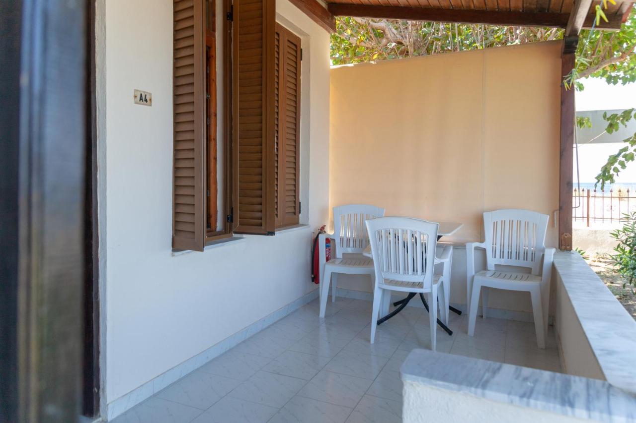Athina Apartments Palaiopoli  Buitenkant foto